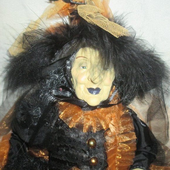 Halloween Witch with Feathers and Spider K&K Interiors Porcelain 24 Inches - Picture 3 of 4